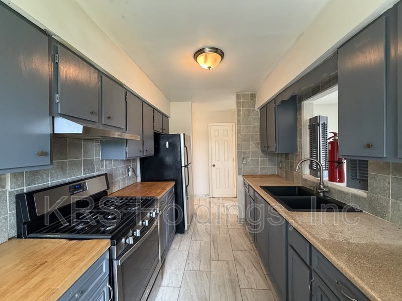 5445 Indian River Rd – photo 3