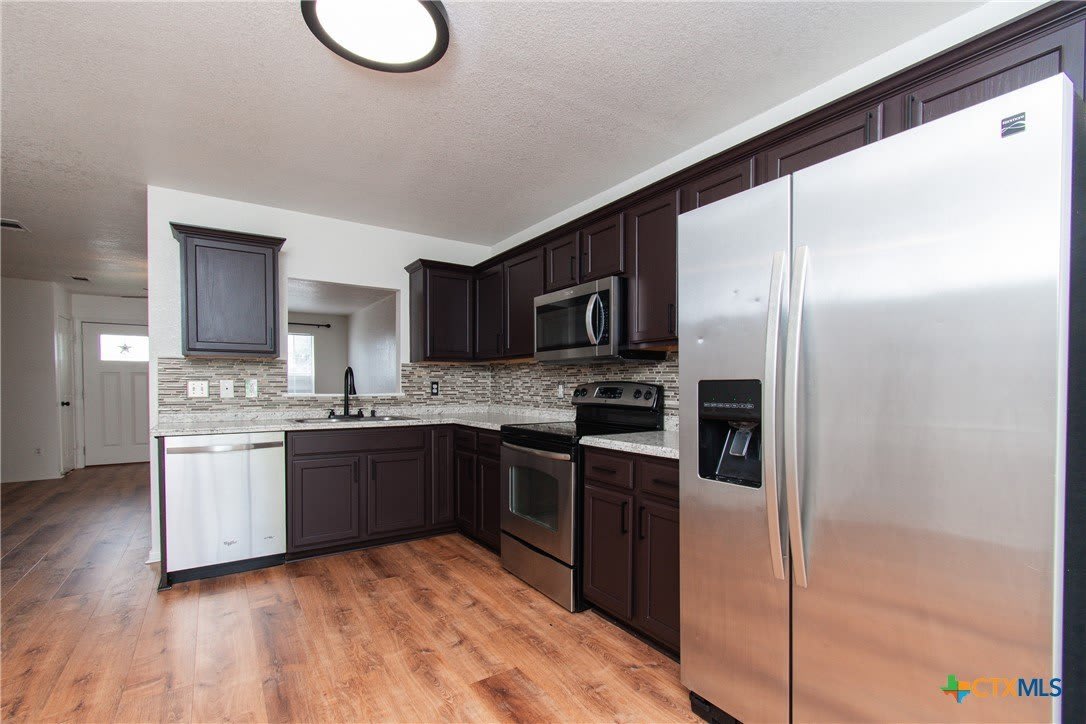 1213 Fox Creek Drive – photo 5