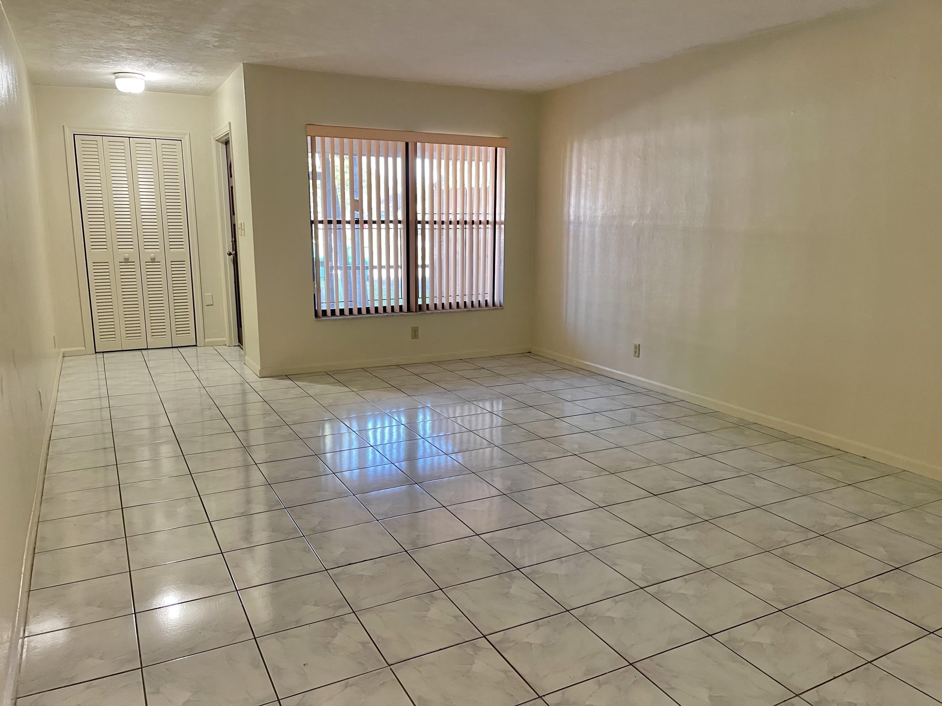 7112 NW 78TH Avenue – photo 3