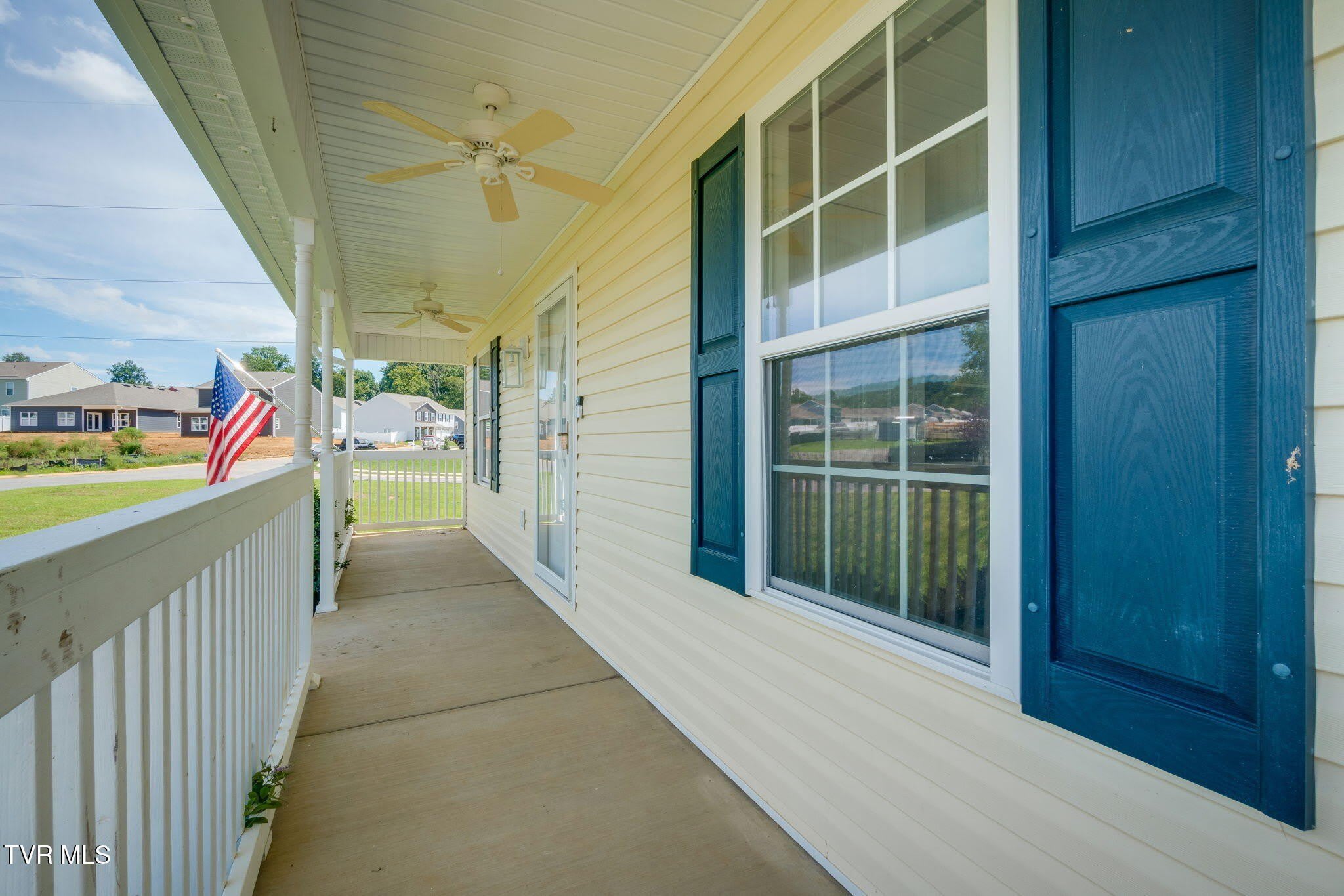 2201 Fox Meadows Circle – photo 4