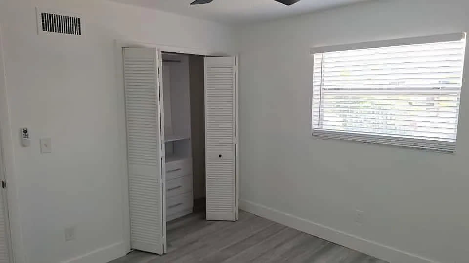 1557 Ne 148Th St – photo 4