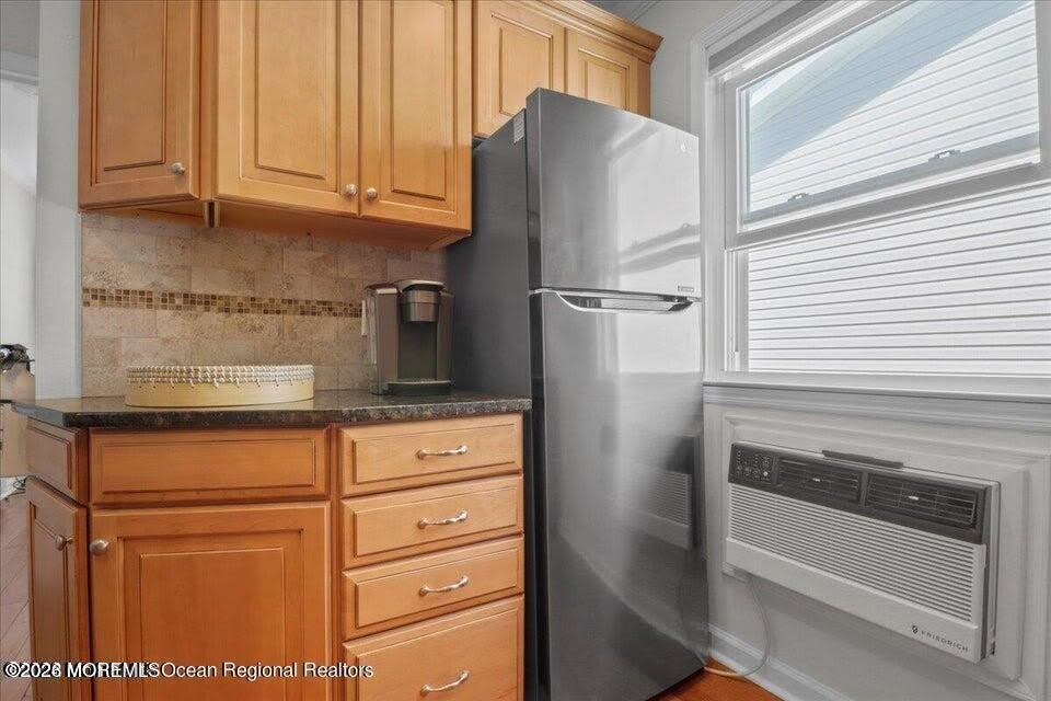 2204 Grand Central Avenue – photo 5