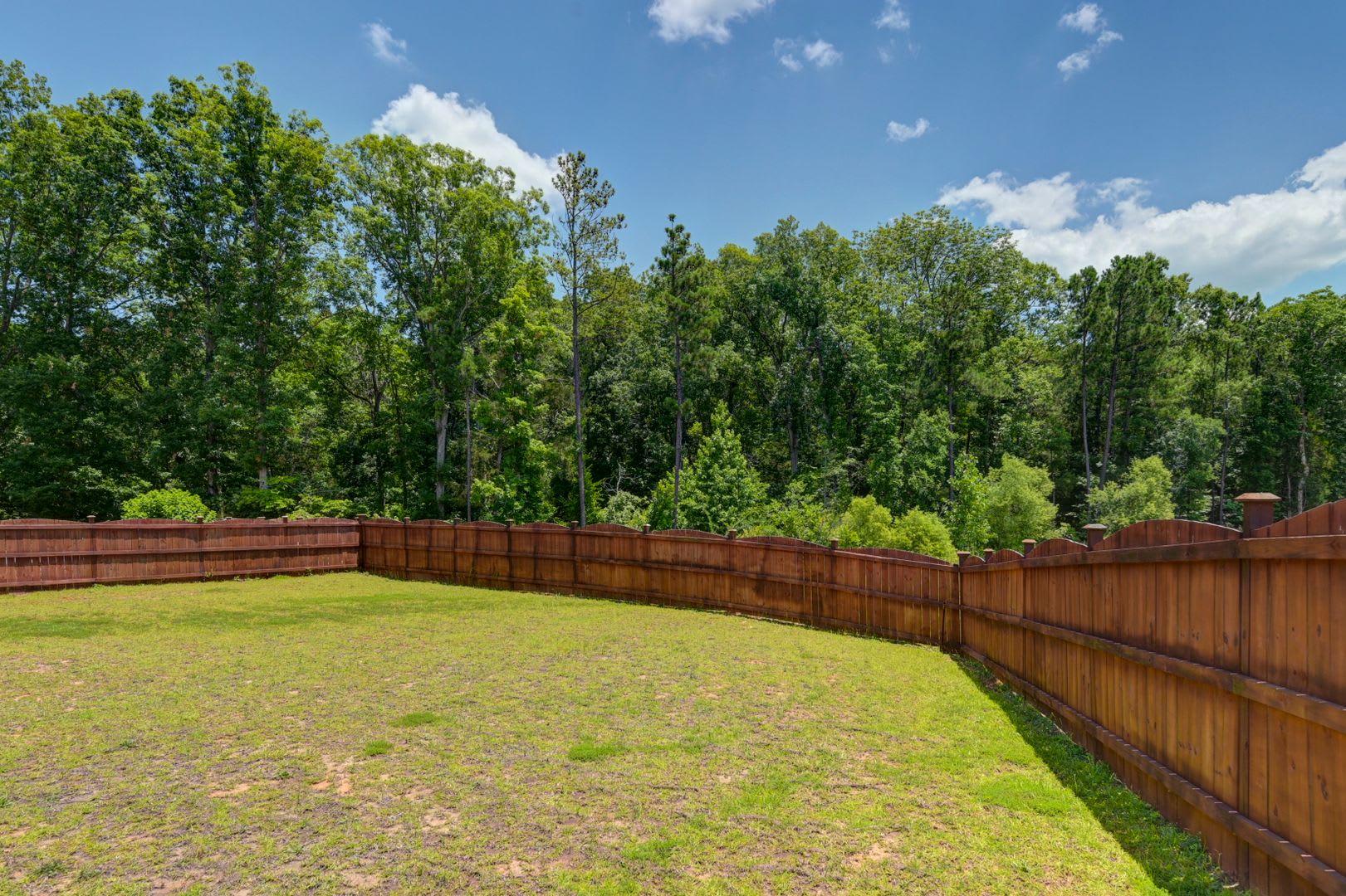 Welcome To 2286 Harvestwood Lane A Luxurious 5 Bedroom 4 5 Bath Home Nestled In The Serene Community Of Chapin – photo 3