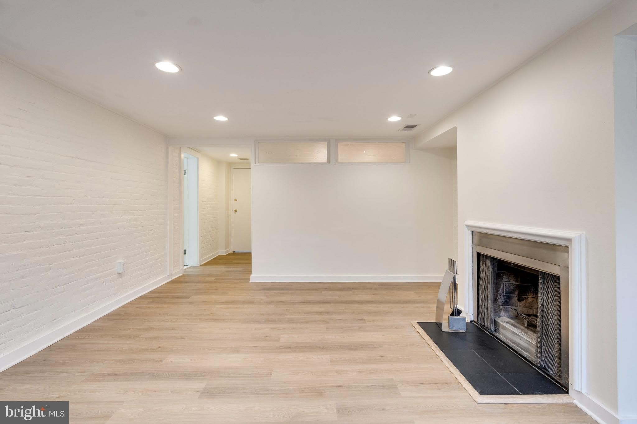 813 MARYLAND Avenue NE – photo 4