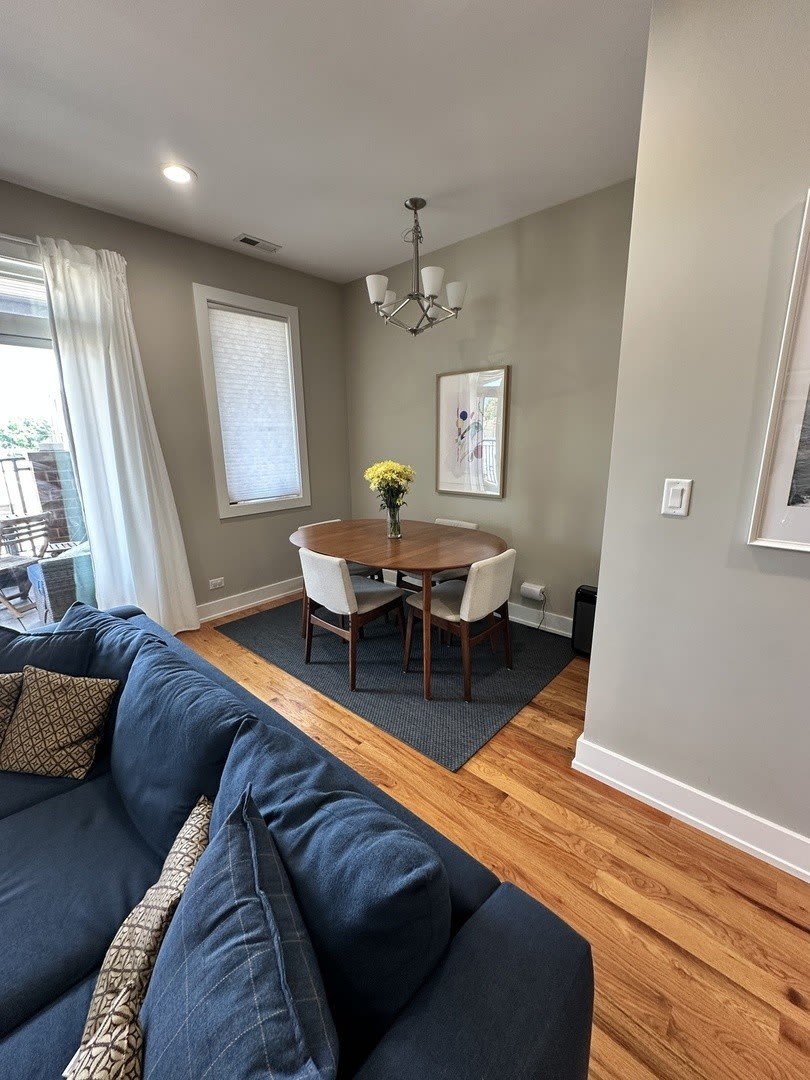 2836 N Kedzie Avenue – photo 5