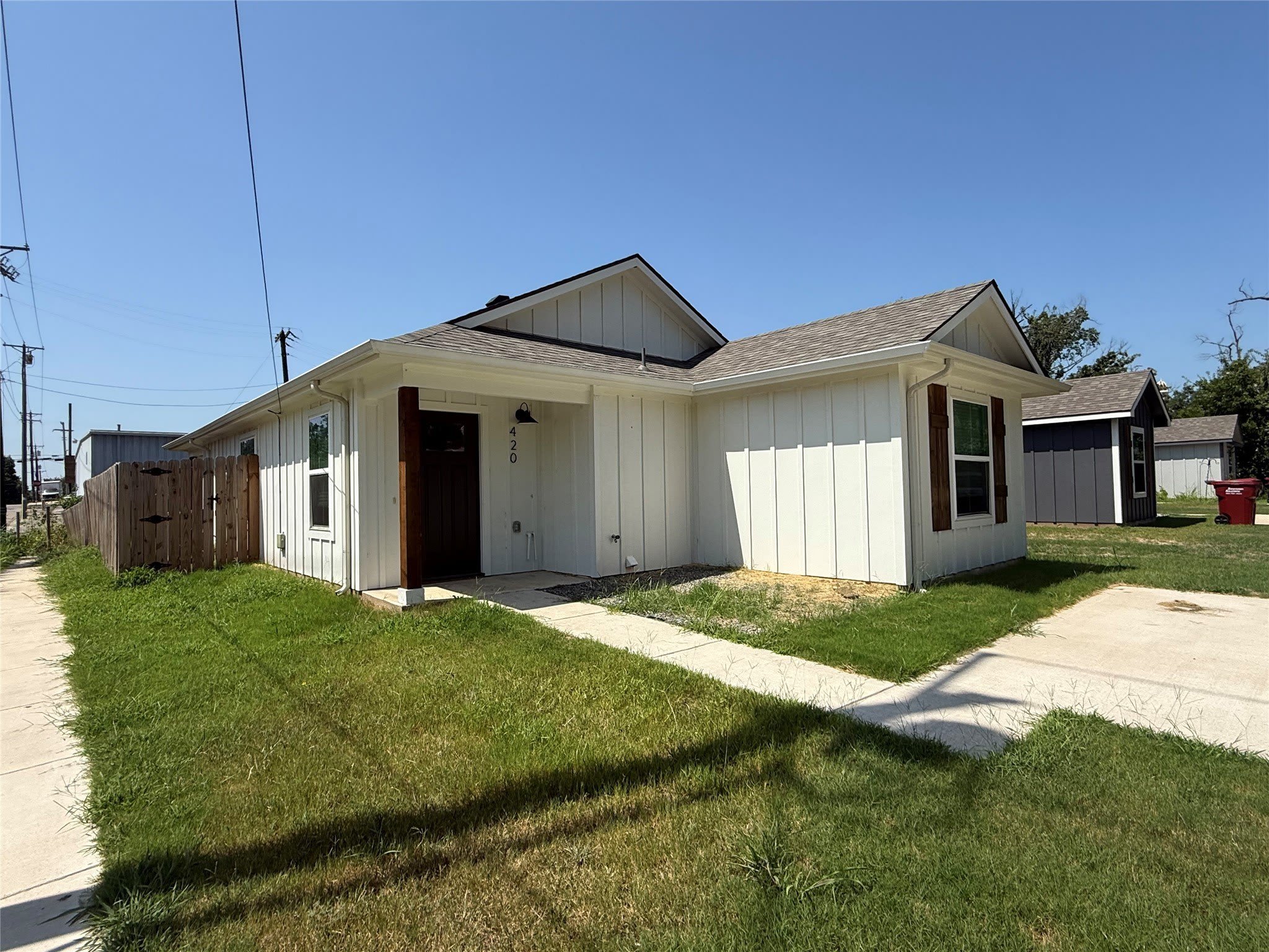 420 E 5th Street – photo 2