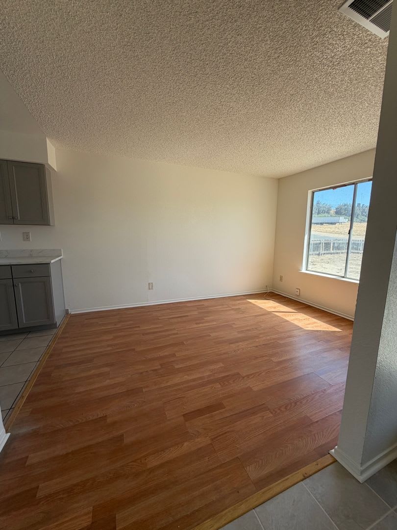 4 Bedroom Home In Avenal Ca – photo 4