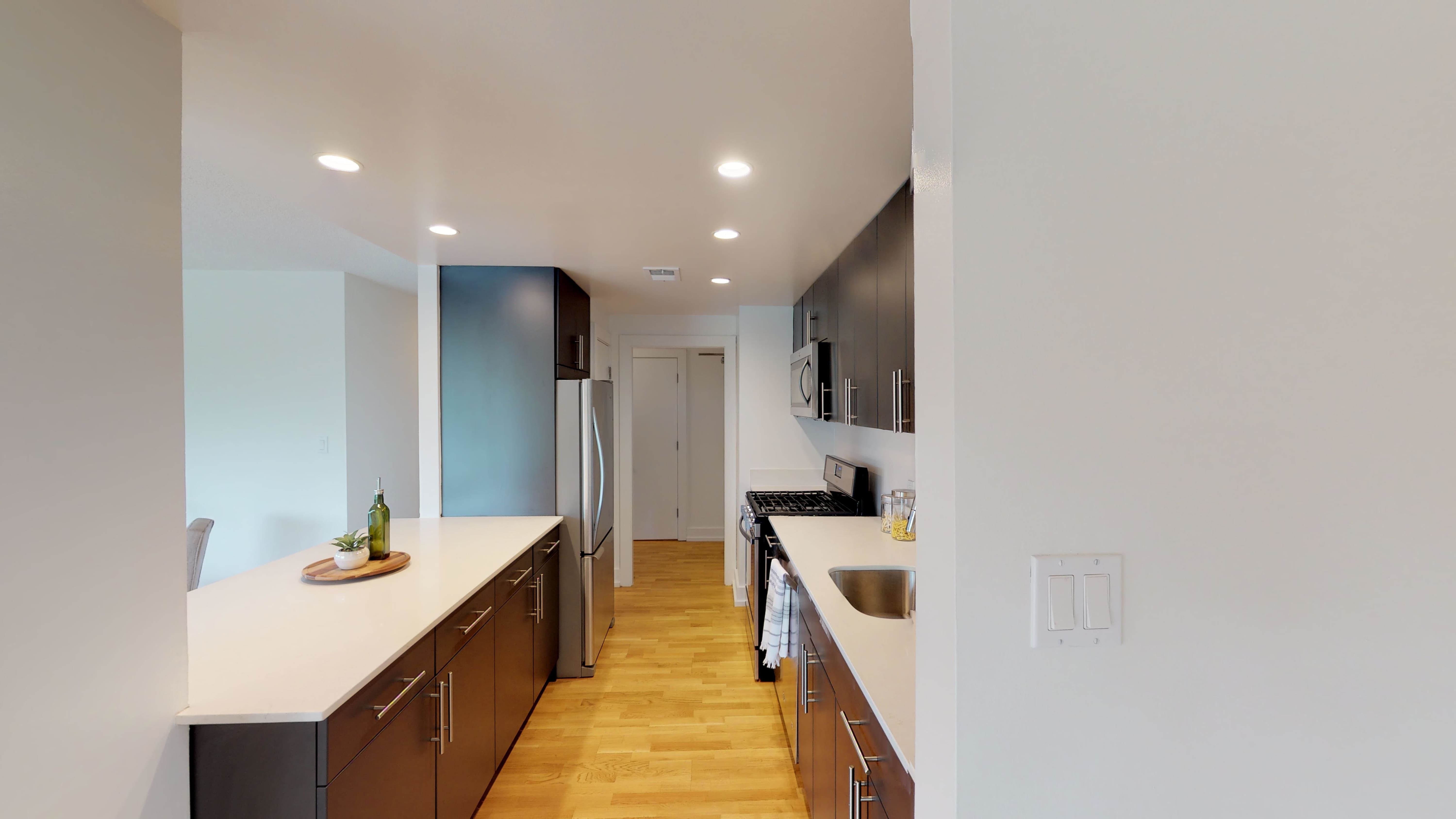 Munson Hill Towers – photo 1