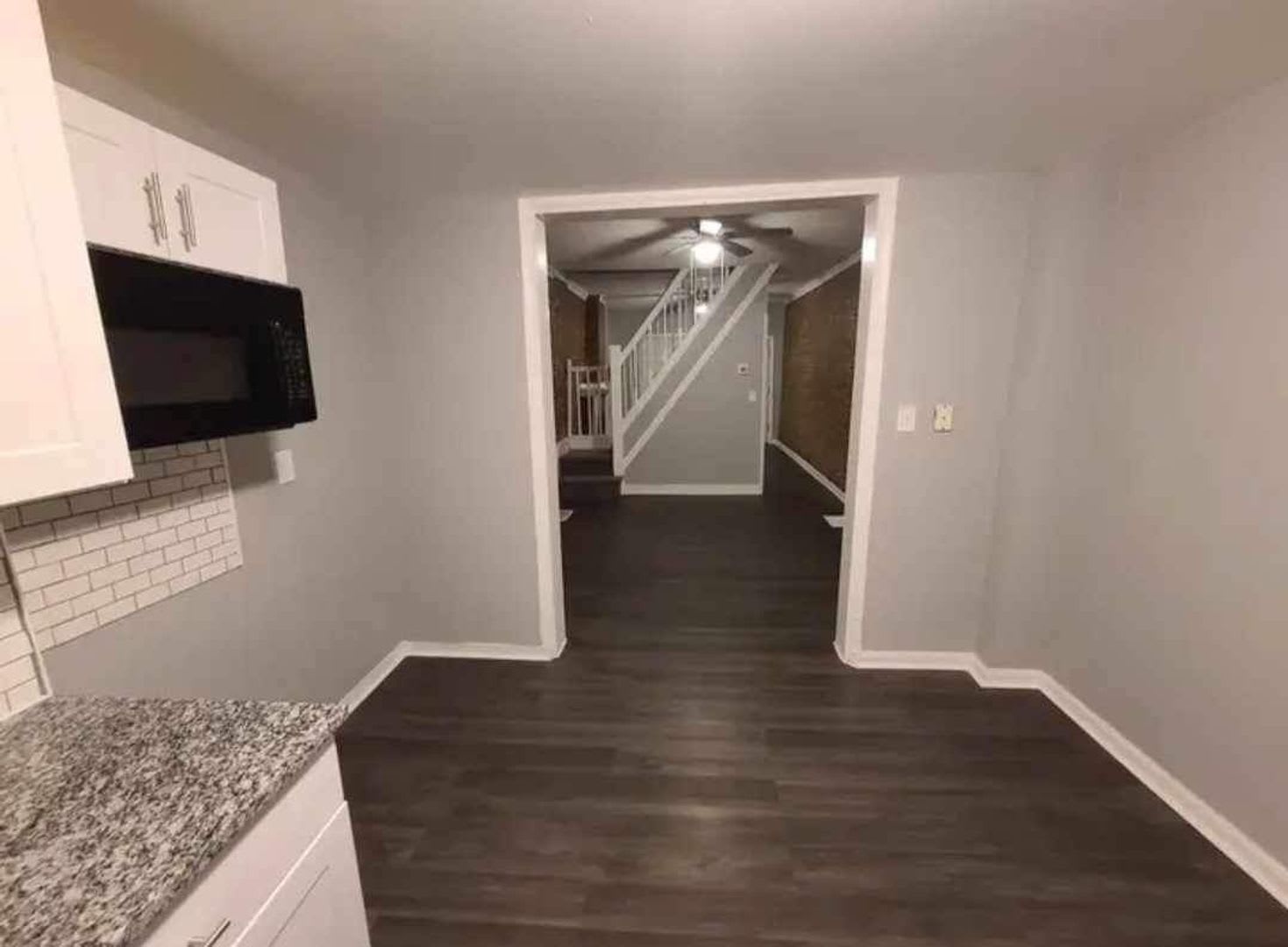 3 Bedroom 1 Bathroom Townhouse – photo 5