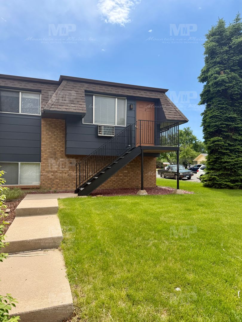 1628 Azalea Drive 2 – photo 2
