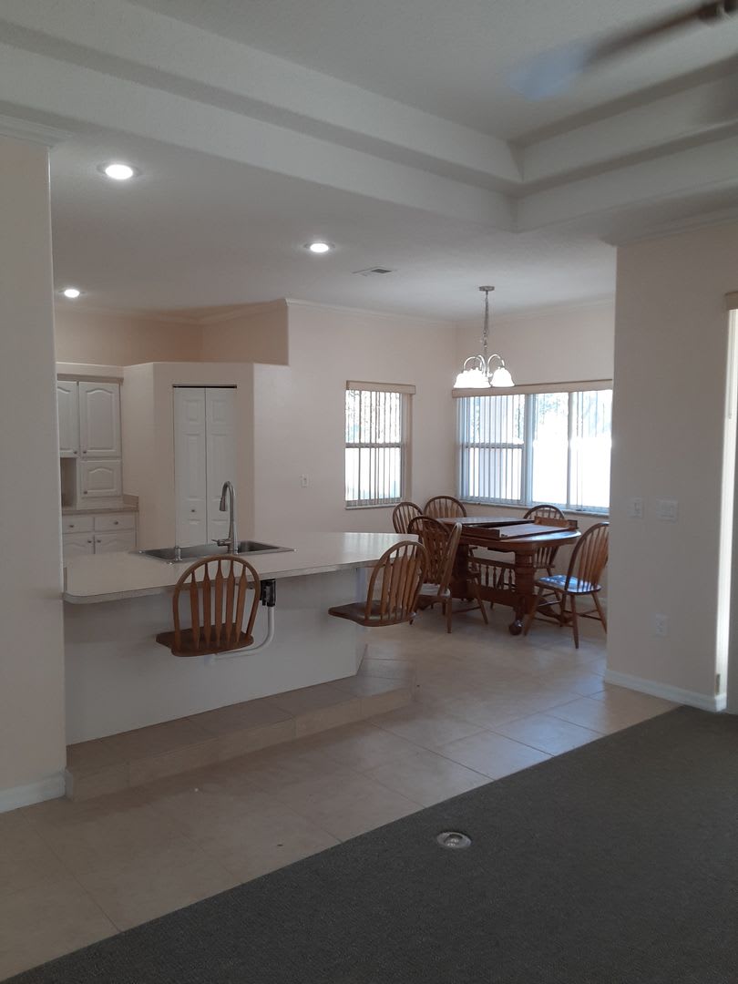 Move In Special – photo 4