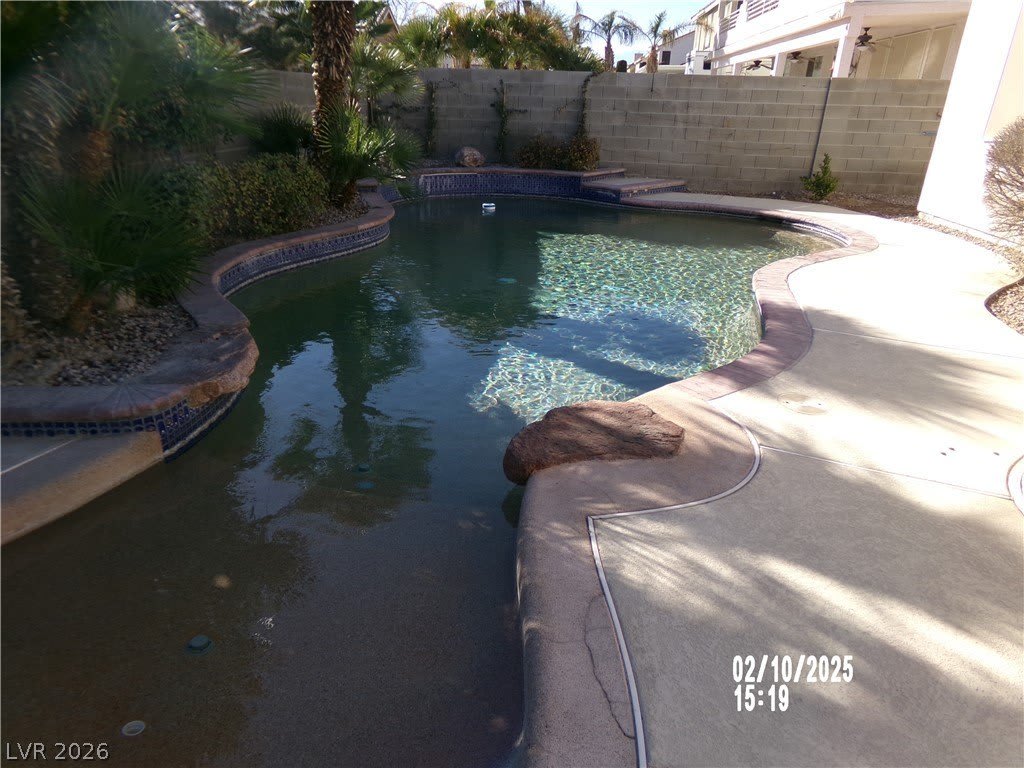 915 DOVER GLEN Drive – photo 1