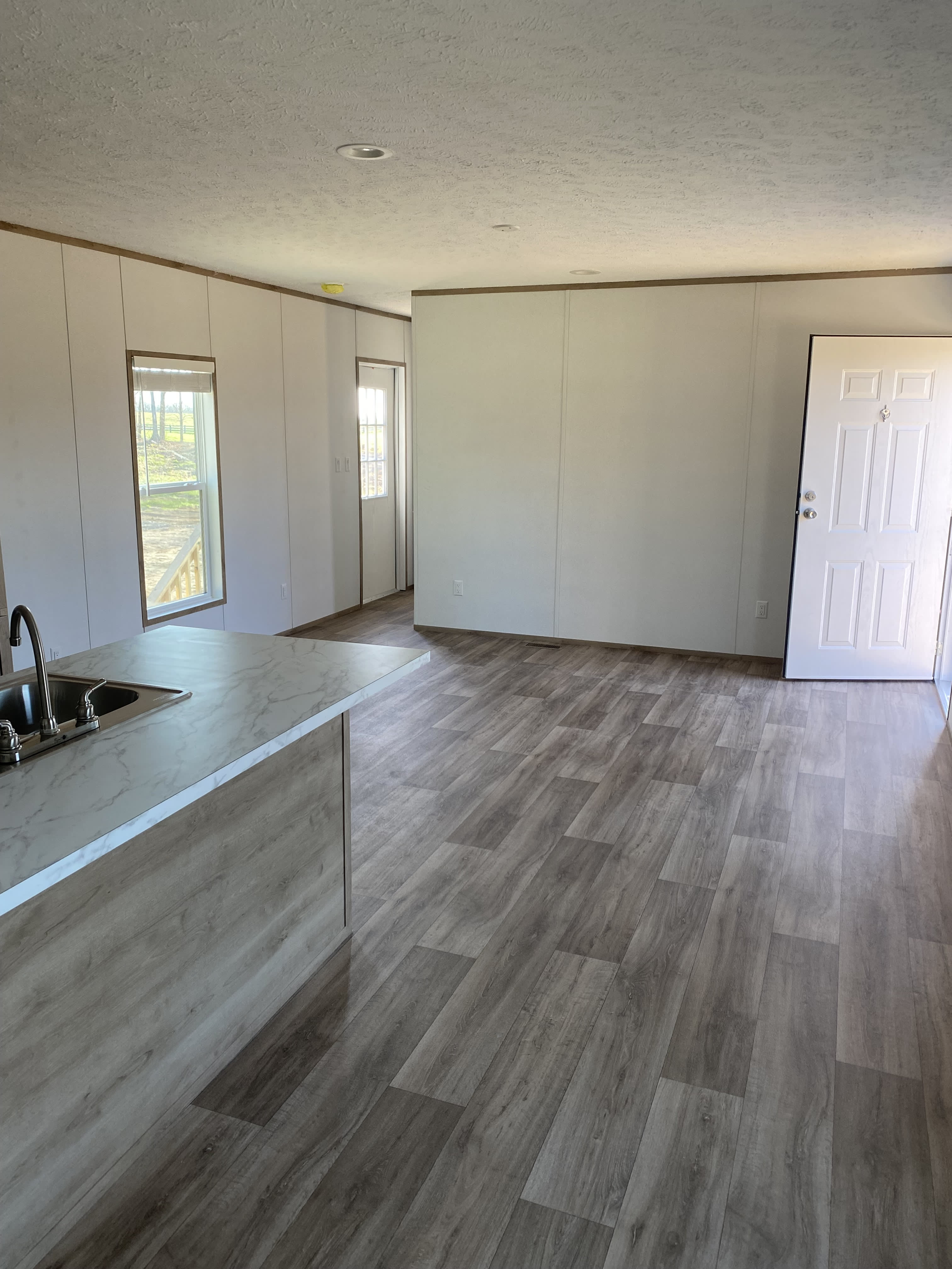 181 Everett Ln – photo 2