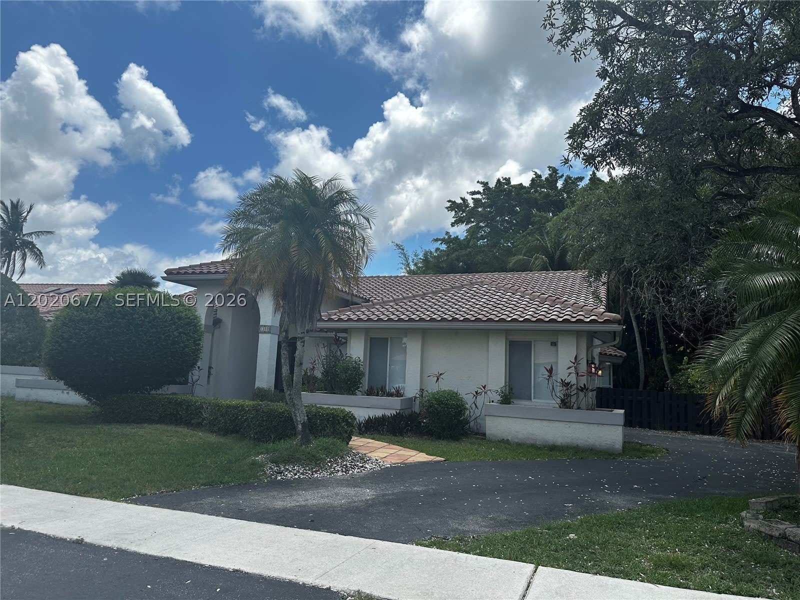 1200 NW 101st Ave – photo 2