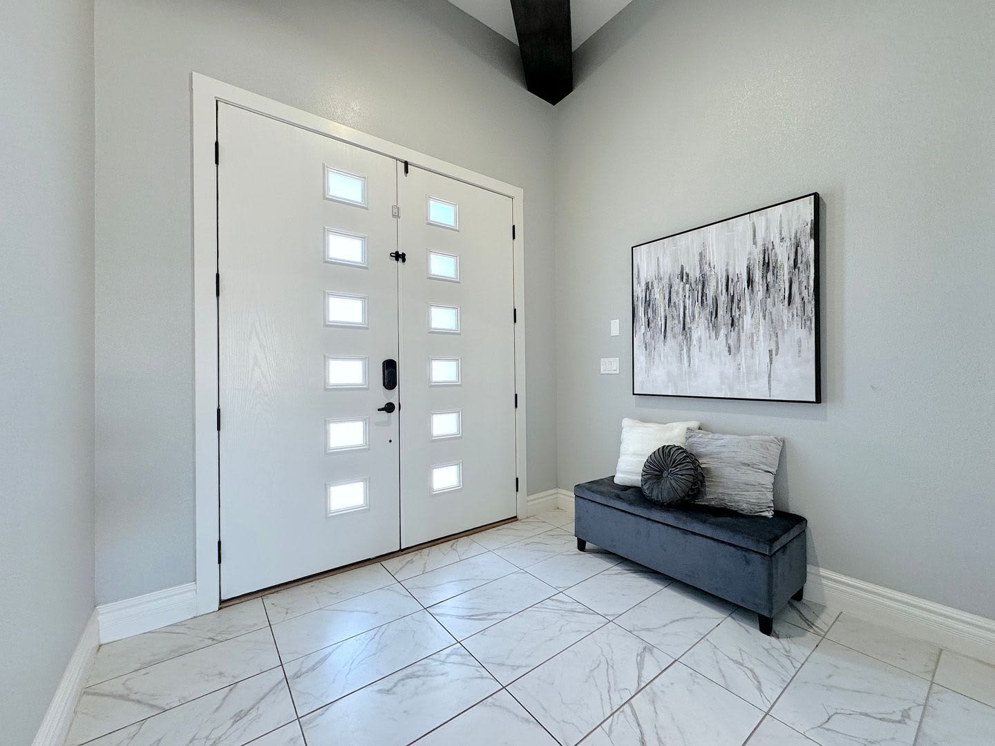Immaculate East El Paso 4 bed Refrig A/C! – photo 3