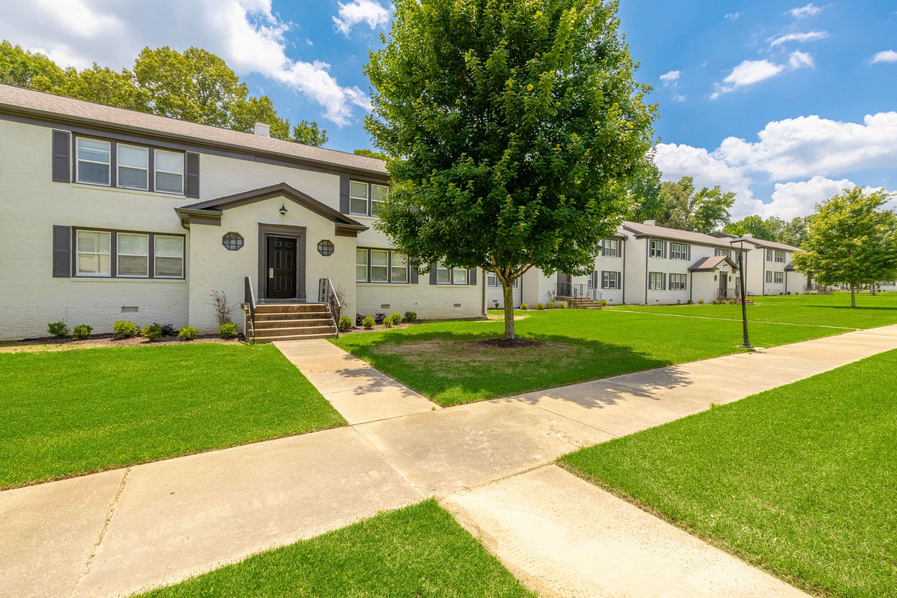 3944 Twinmont St – photo 2