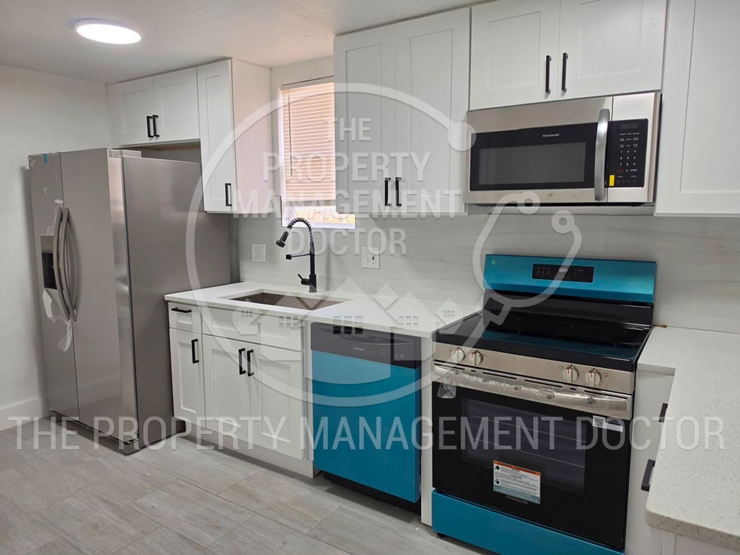 Comfortable 3-Bedroom Home in Prime Tampa Location – Fully Remodeled! – photo 3