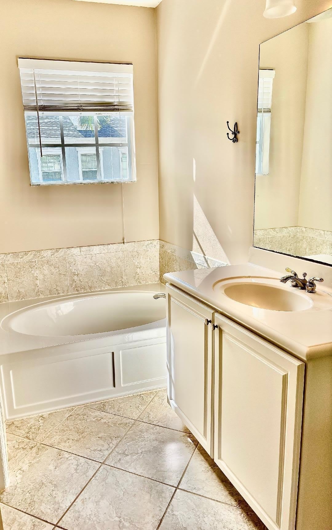 114 Locustberry Lane – photo 2