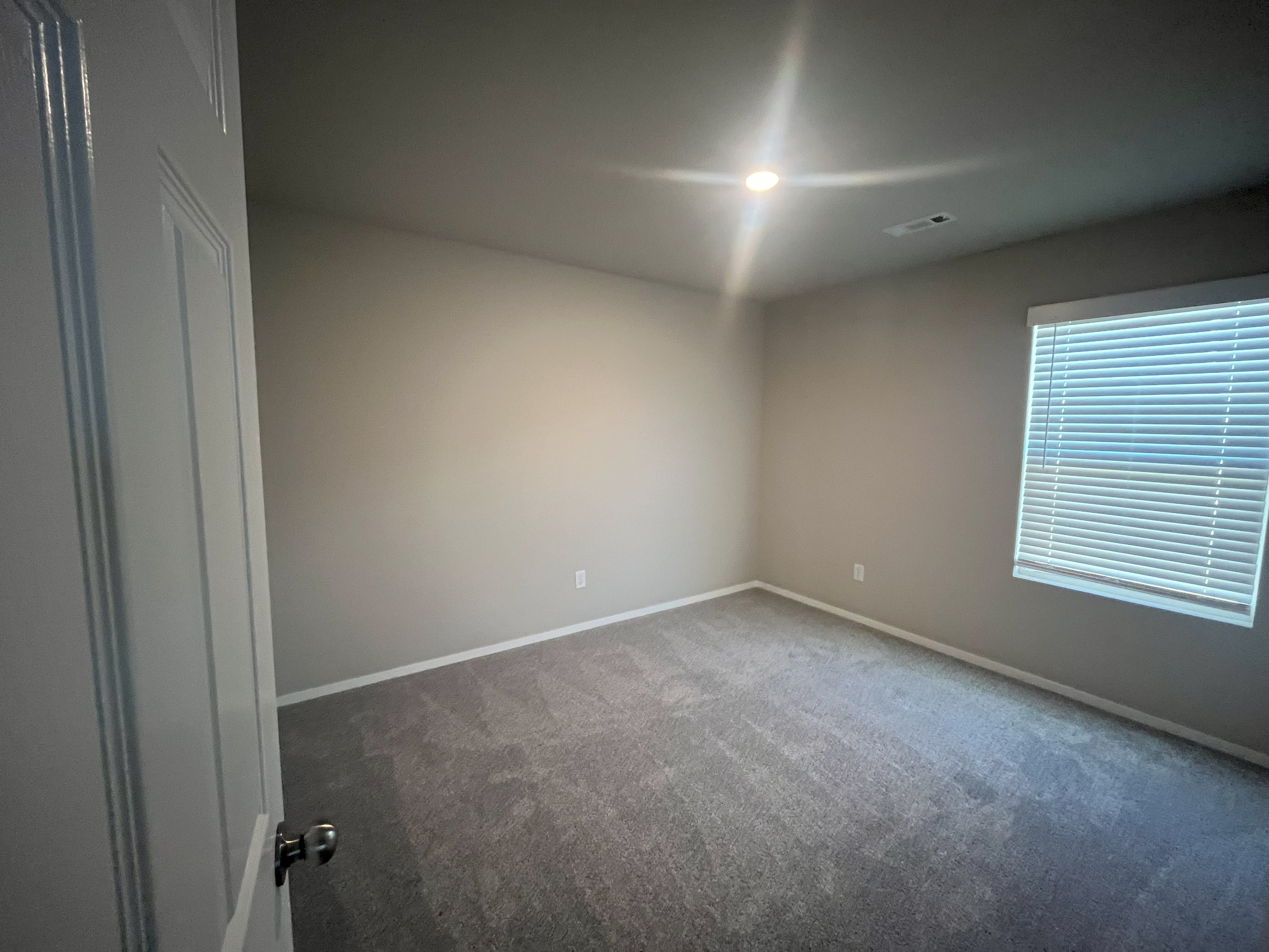 2396 E Illinois Aly – photo 5