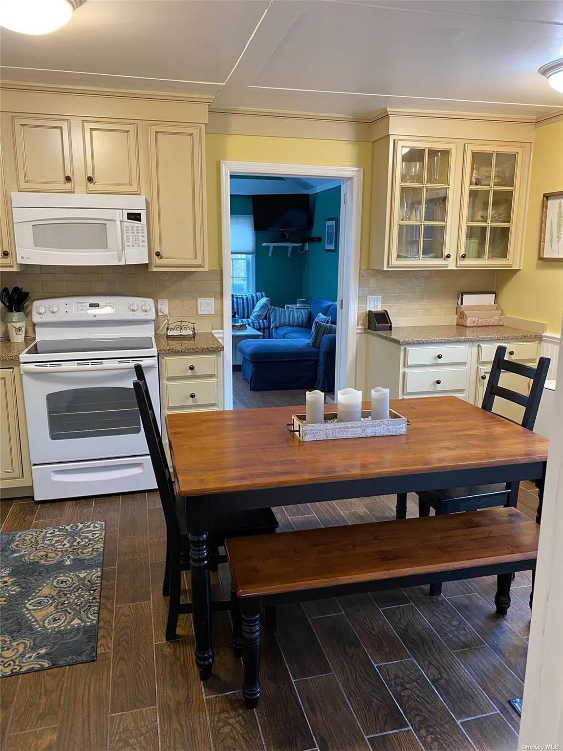 182 Cottage Walk – photo 4