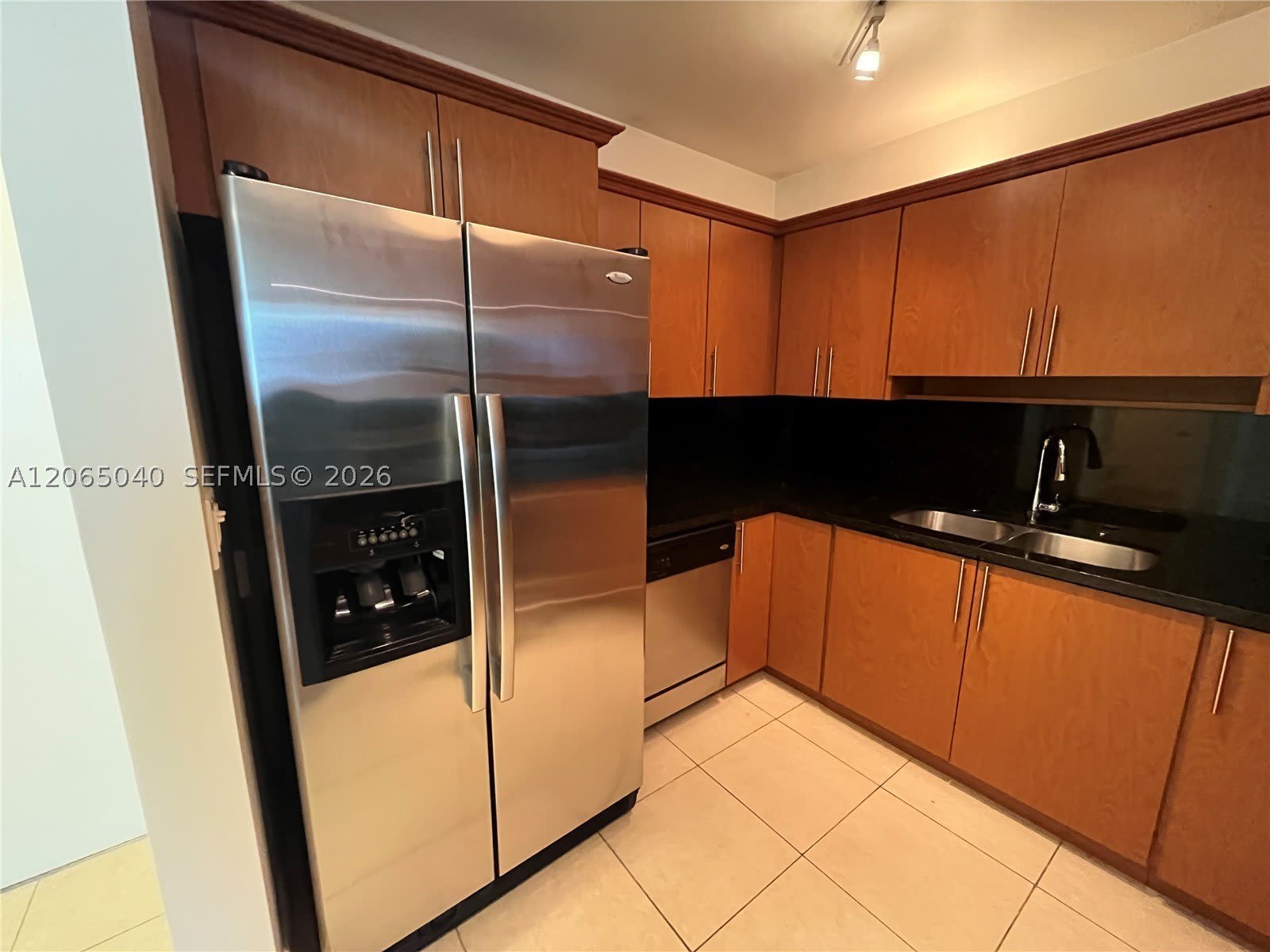 1605 Bay Rd – photo 4