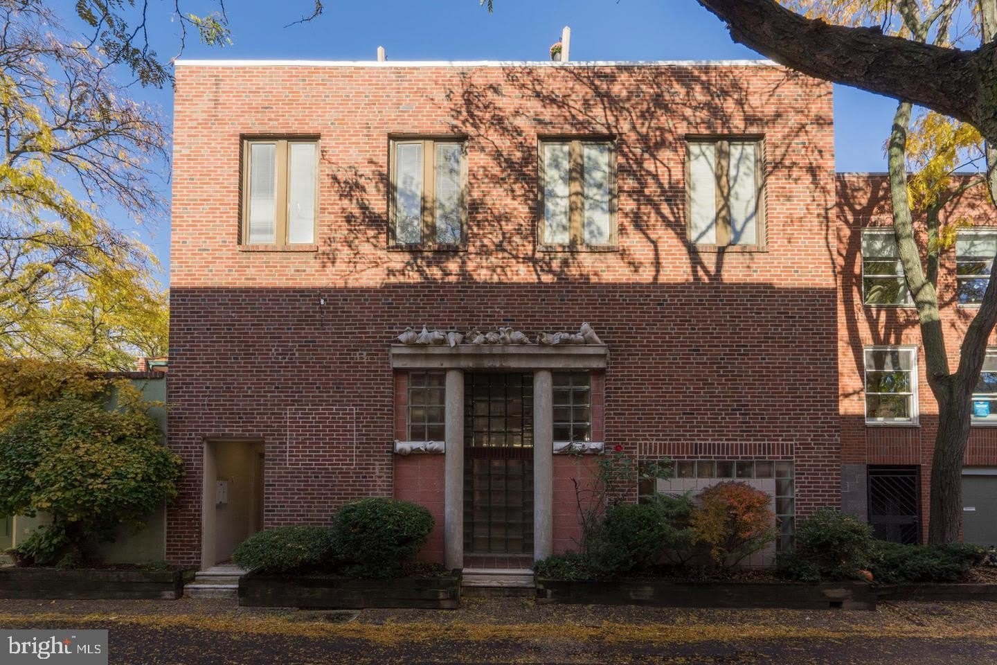 313 FULTON Street – photo 1