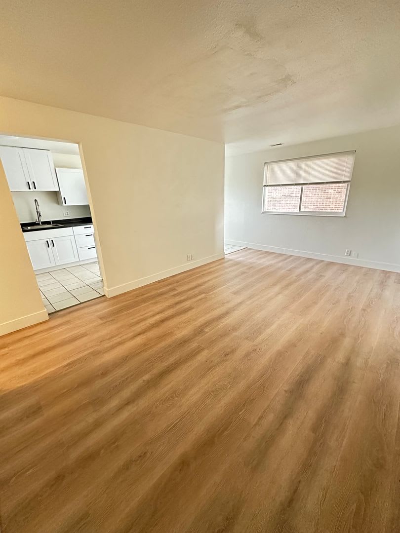 GET $500 OFF THE FIRST MONTHS RENT!!! – photo 3