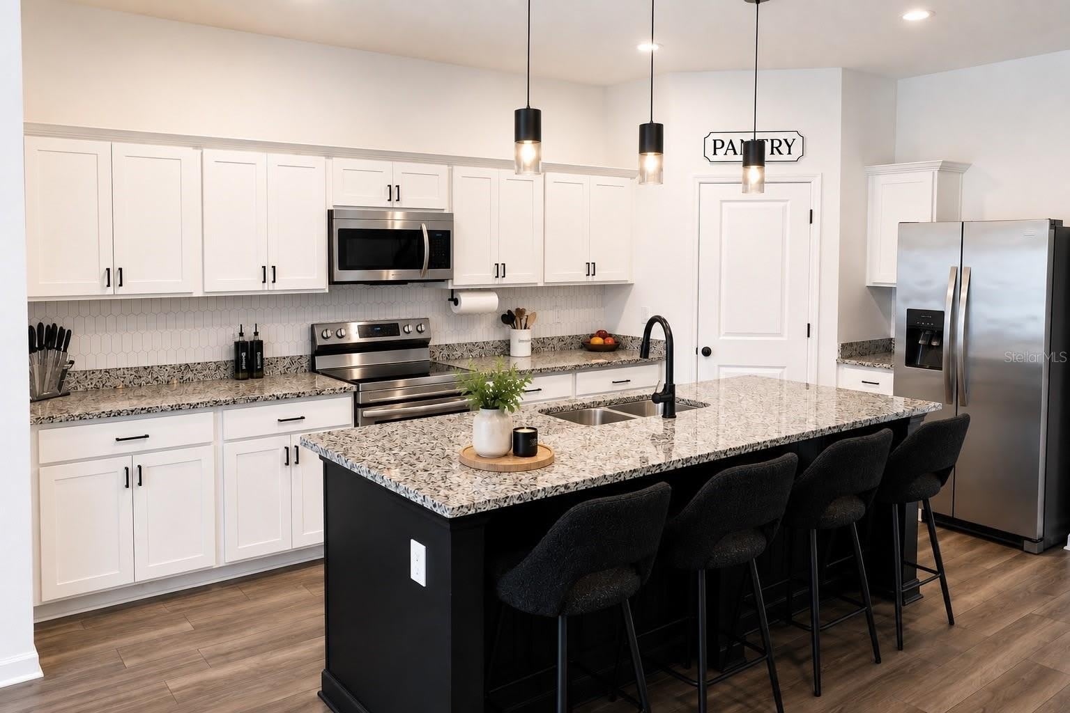 35584 EASTBROOK Avenue – photo 4