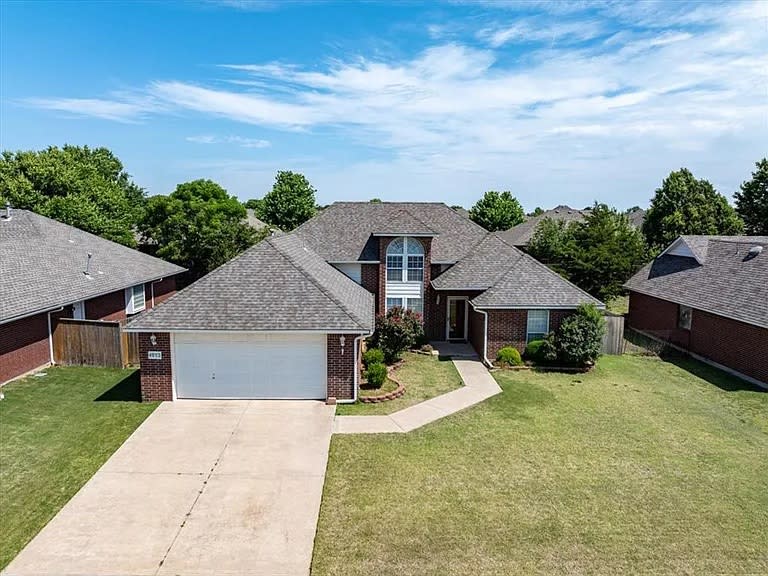 4013 Sloane Street – photo 1