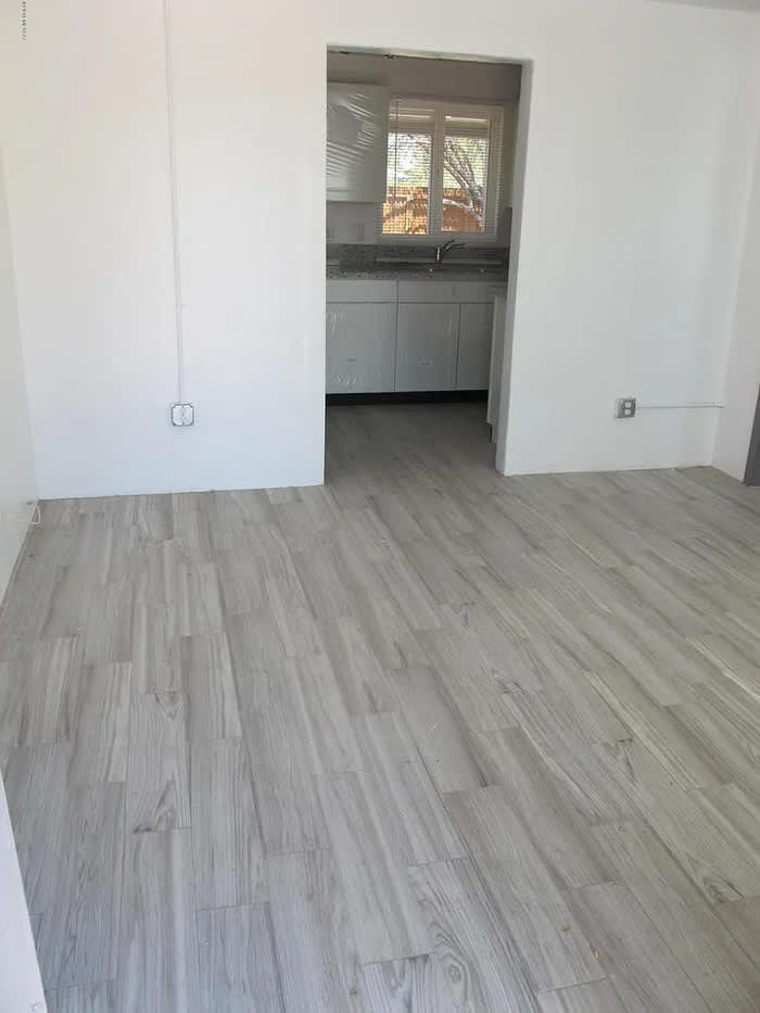 1120 East Water Street – photo 5