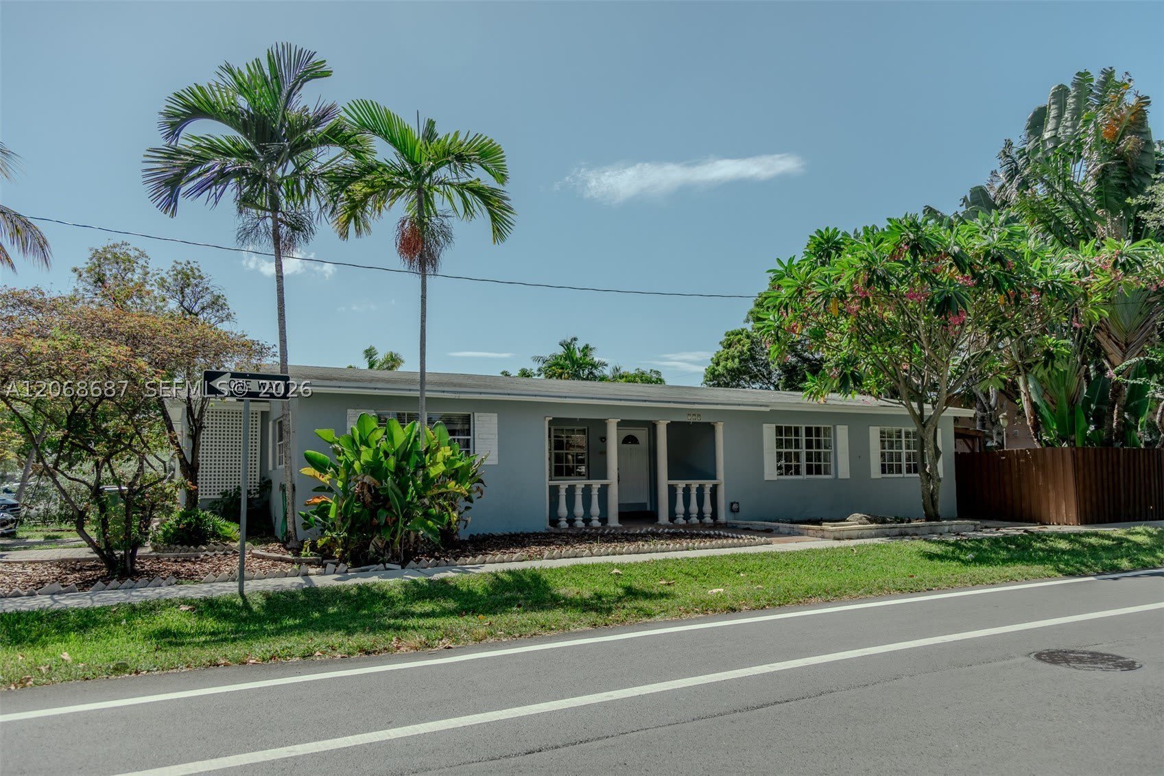 729 Ne 2Nd Ct – photo 2