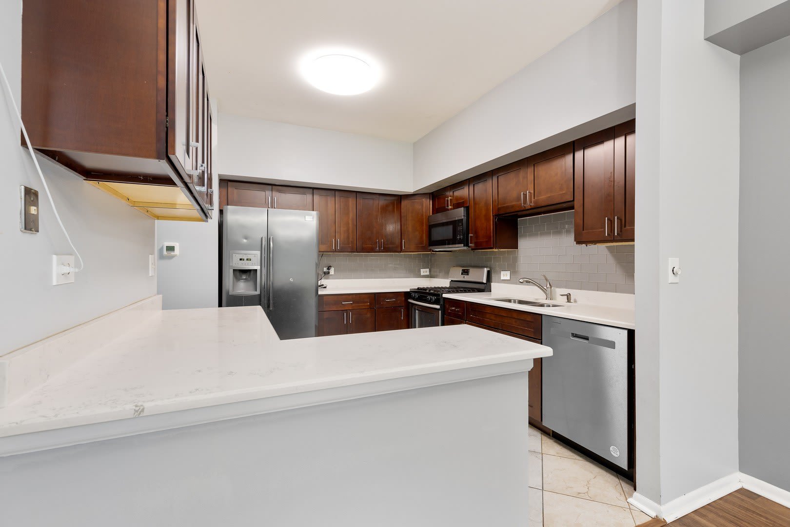 1175 REGENCY Drive – photo 3