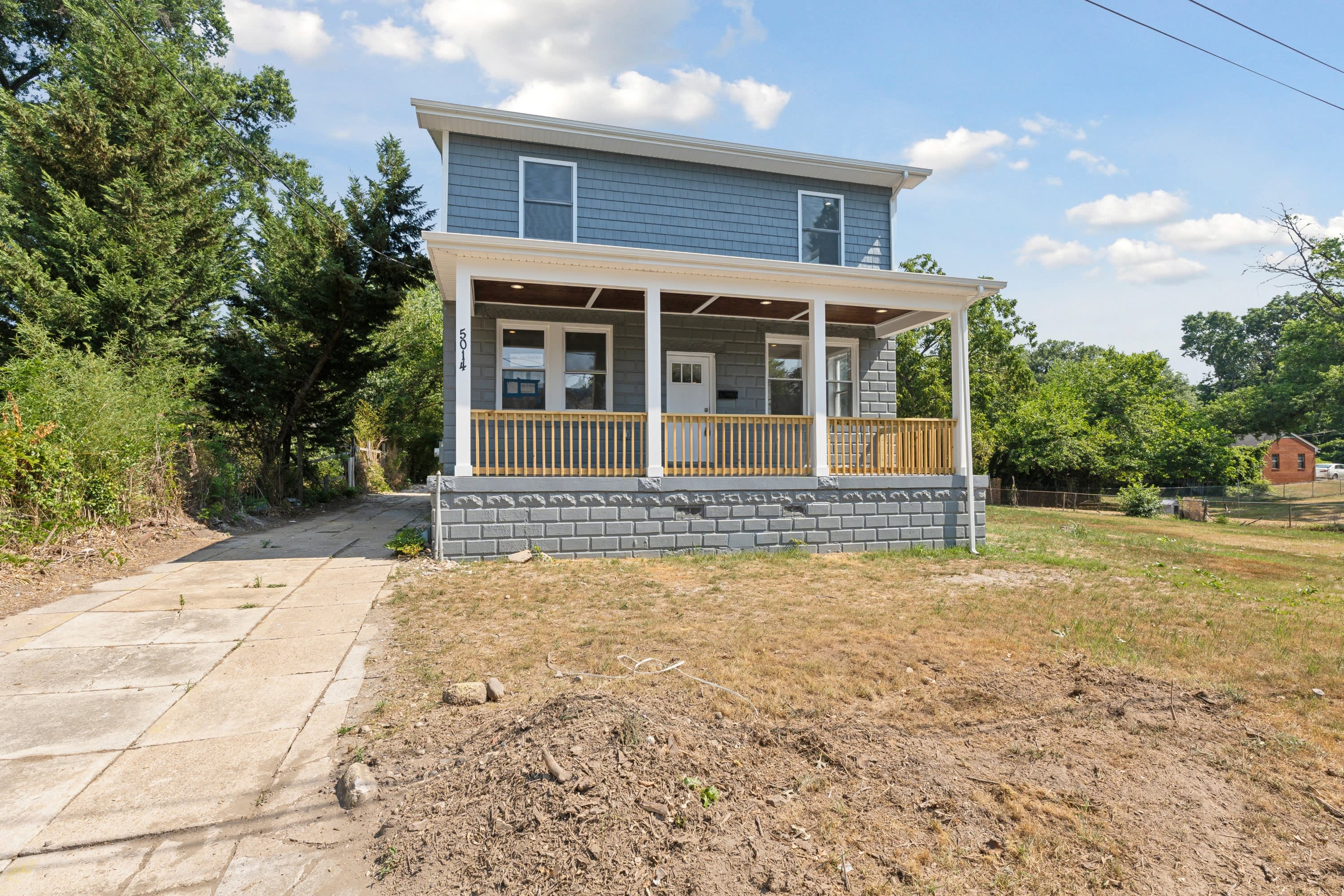 5014 Apache Street – photo 1