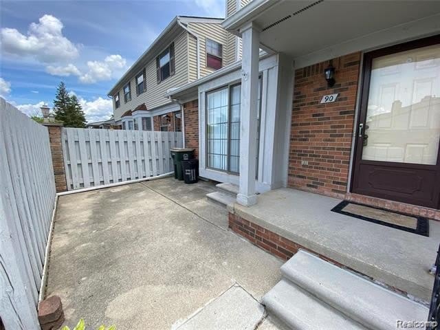 2101 VINE Way – photo 2