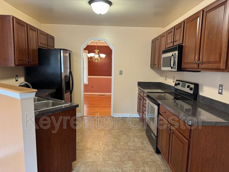5517 Takach Rd – photo 4