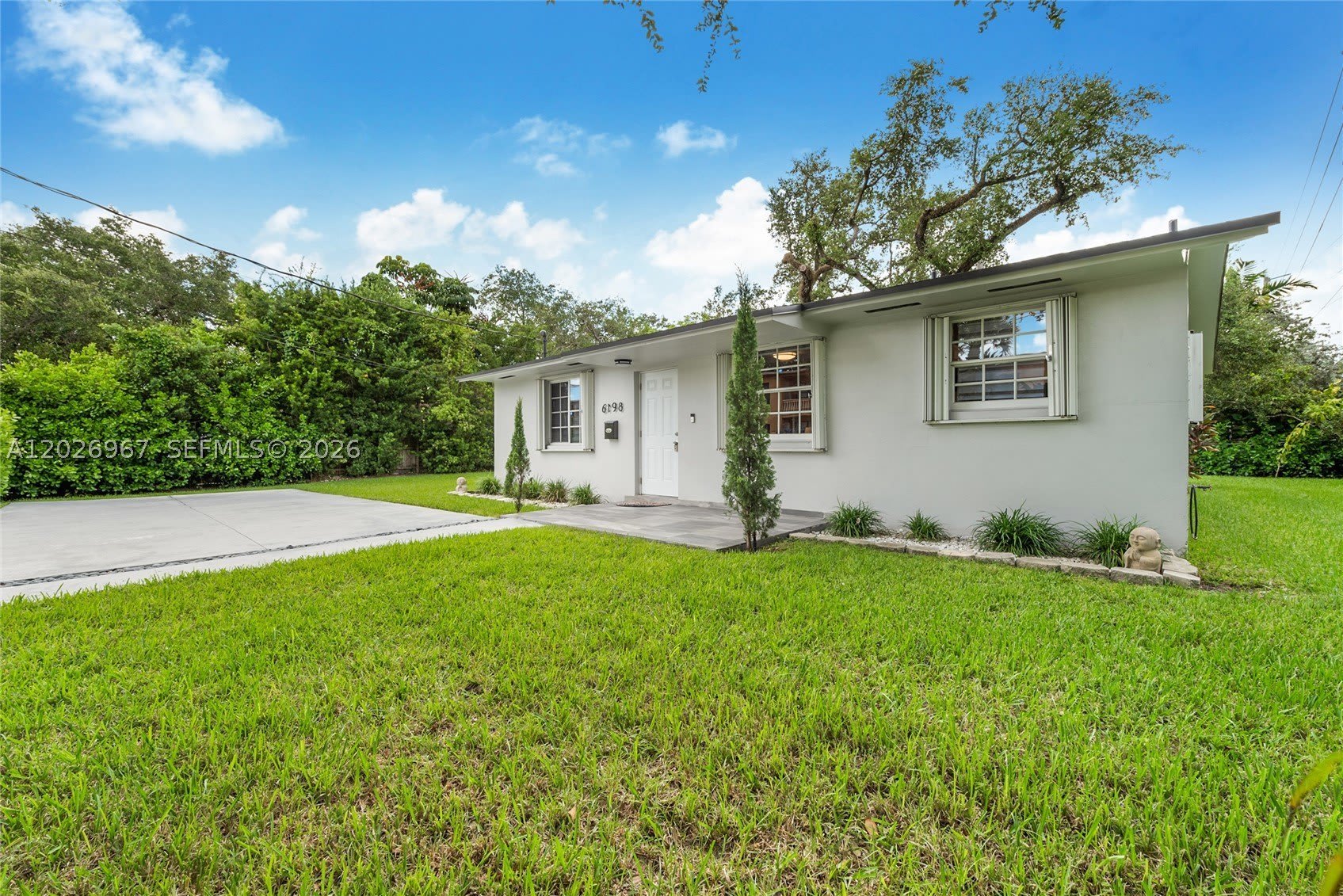 6198 SW 63rd St – photo 1