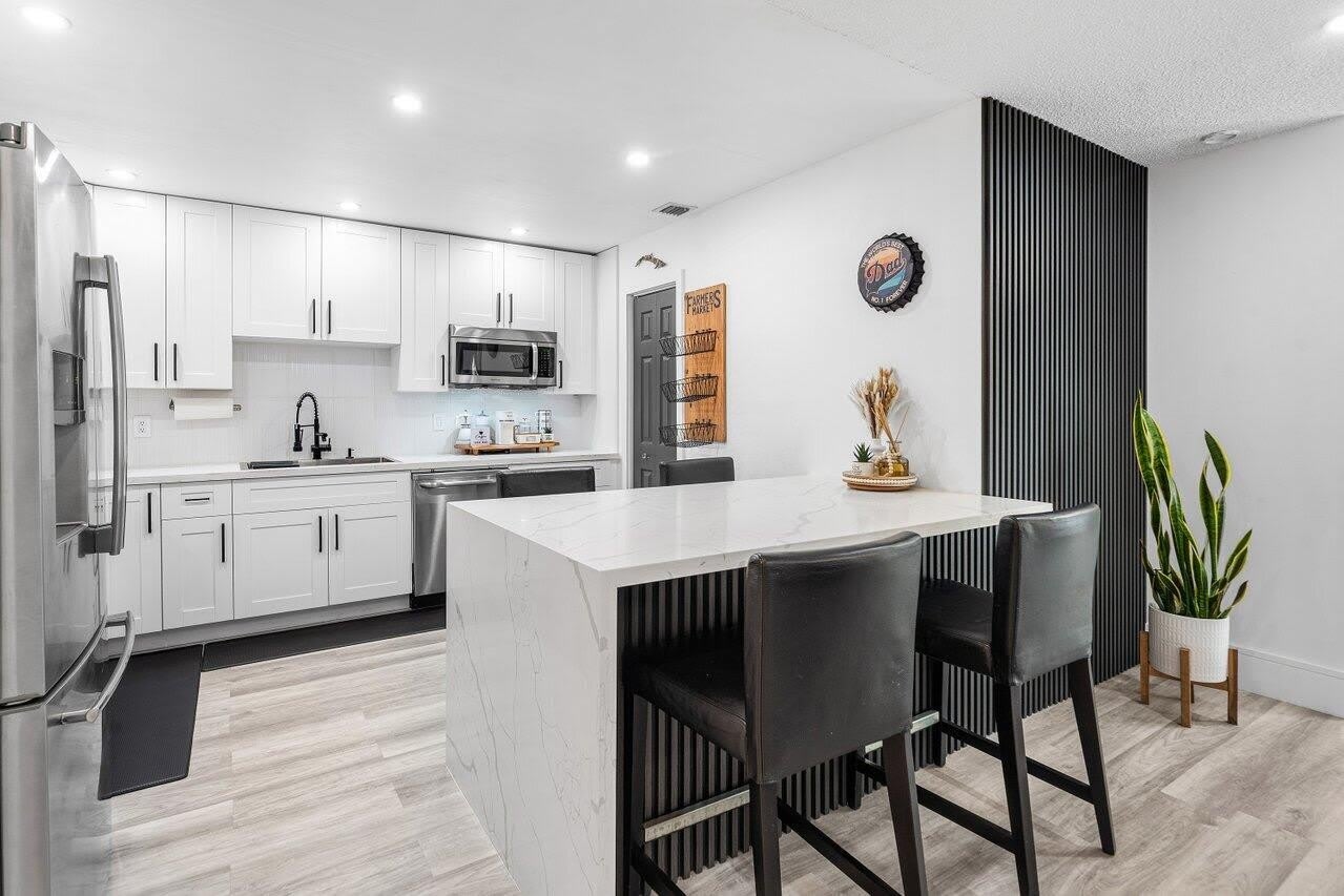 8014 Ambach Way – photo 2