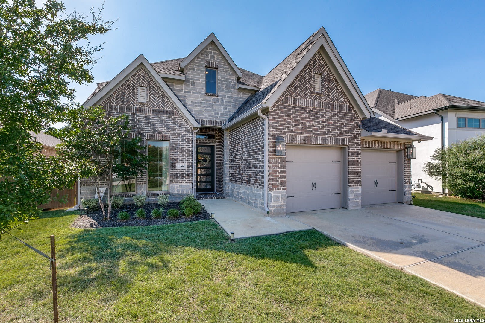 1022 Cadogan Squire – photo 1
