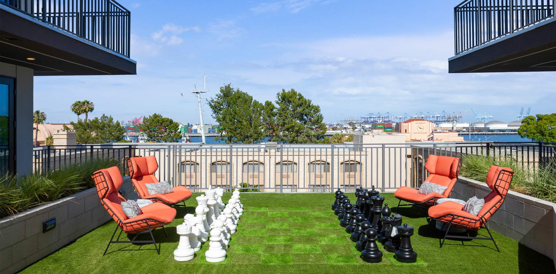 550 Harborfront – photo 5