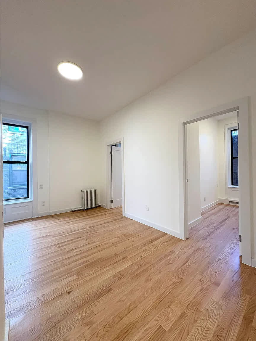 1430 Lexington Ave Apt 32E – photo 1