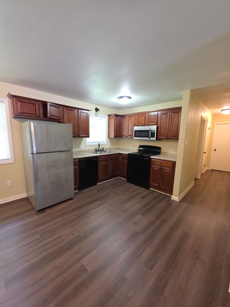 308 E Gum St – photo 4