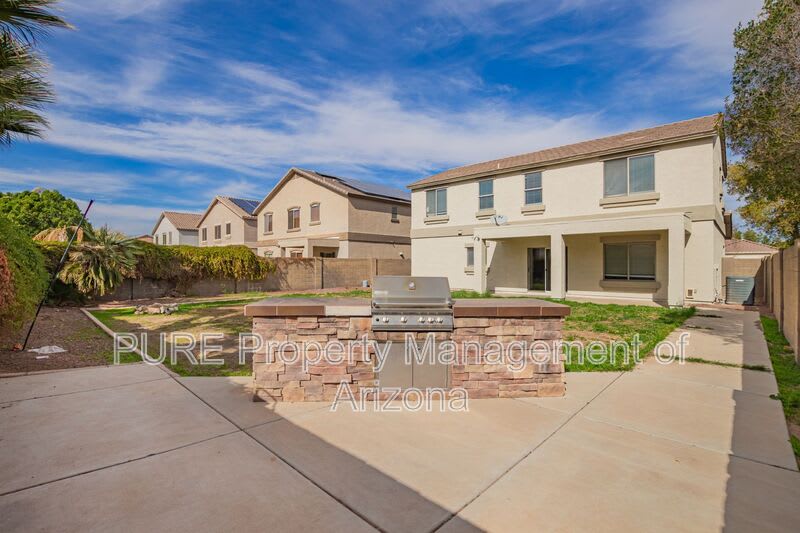 17753 W Caribbean Ln – photo 4