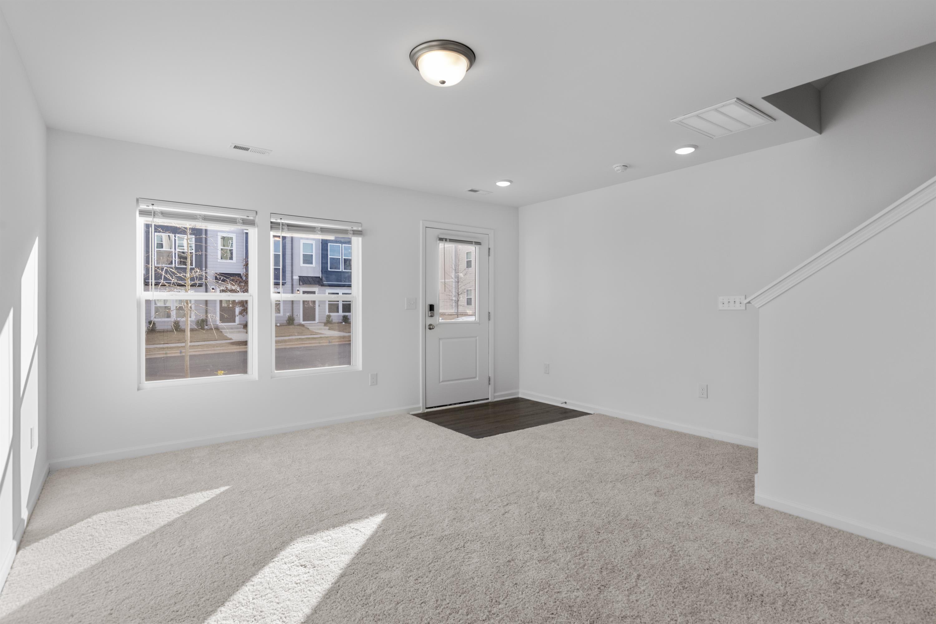 1939 Robin Hill Lane – photo 5