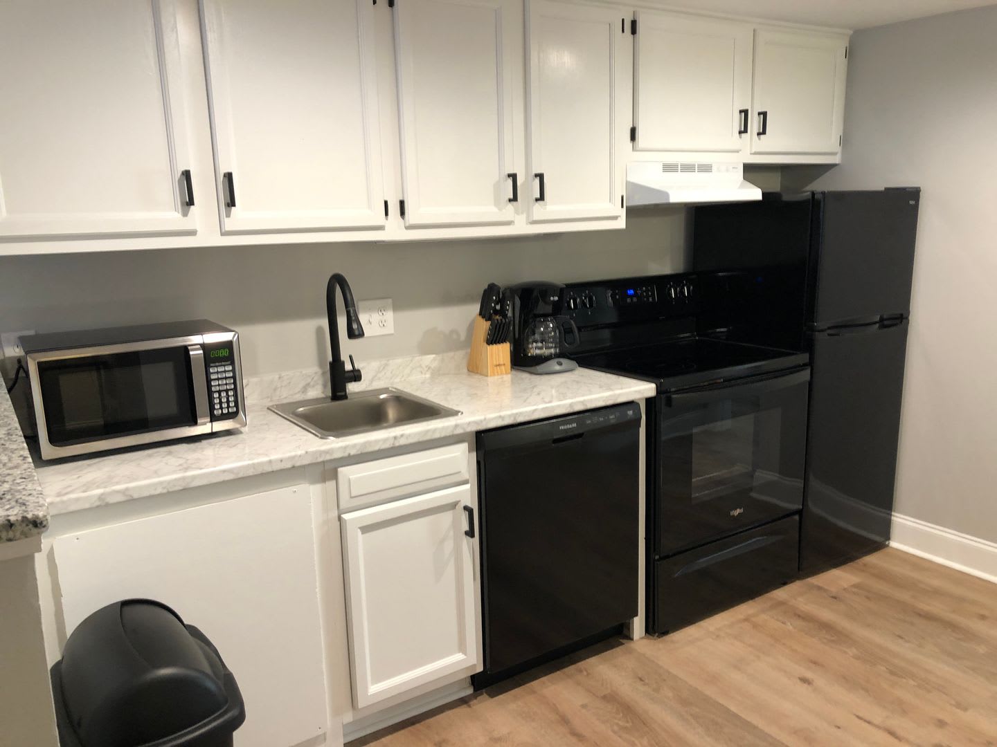 1 Bedroom Adjacent To Uncw – photo 2