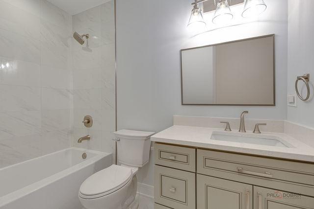 1746 N California Avenue – photo 4