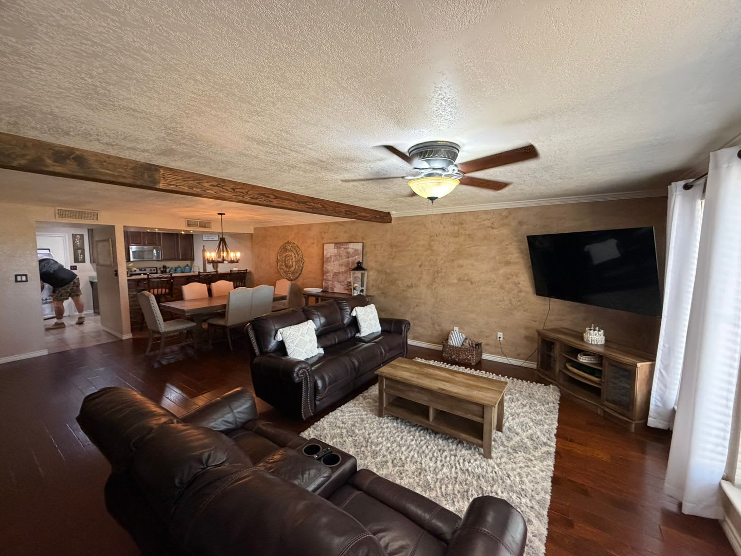 Fully Furnished All Bills Paid – photo 3