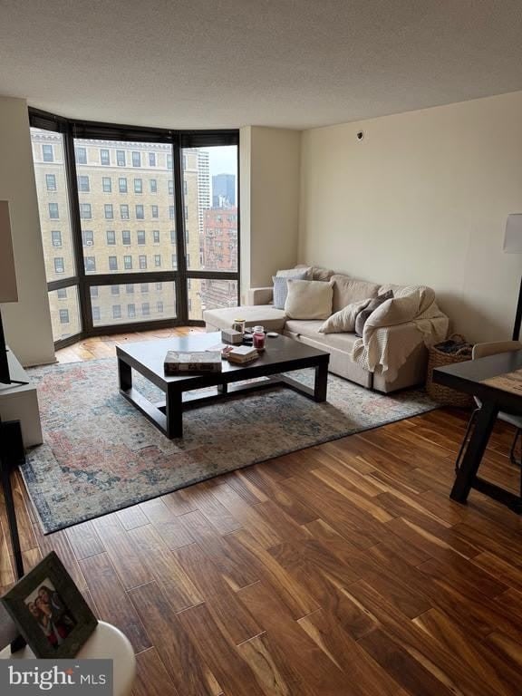 2020 WALNUT STREET – photo 3