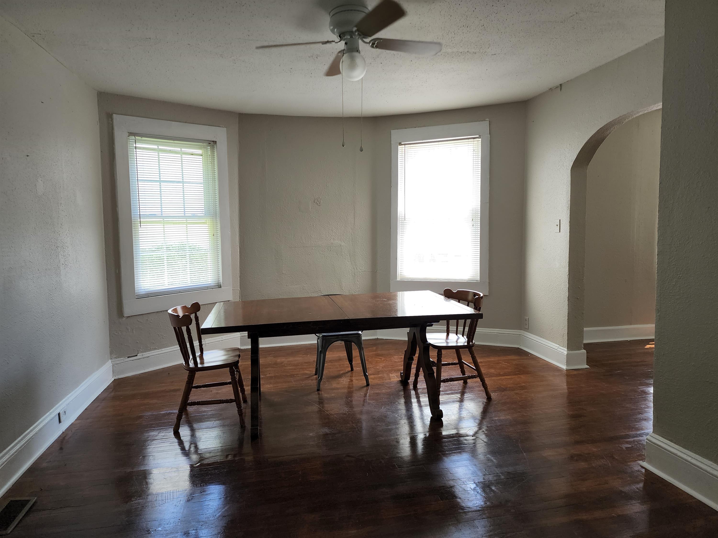 1612 West 48th Street – photo 5