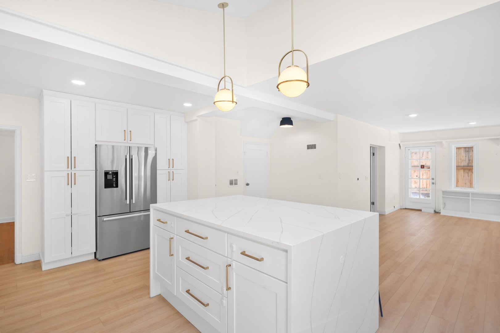 Charming 4BD, 5BA East Denver Home Near 9th & CO – photo 4