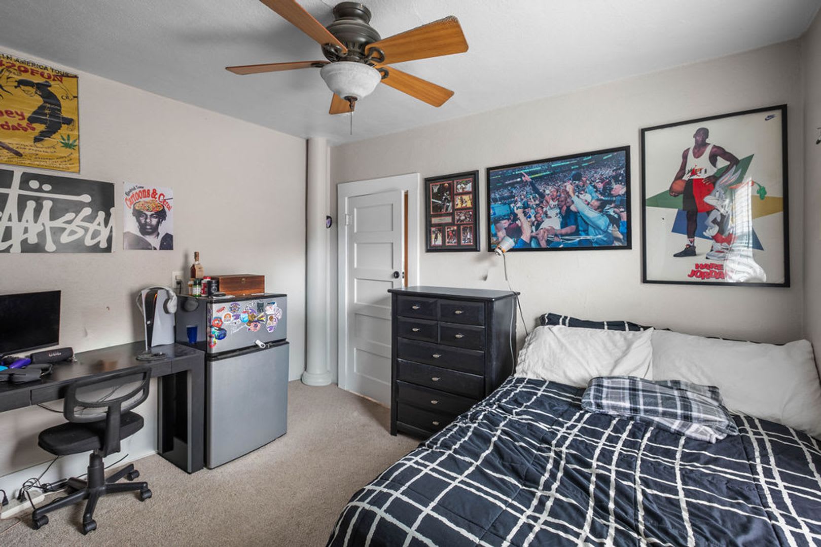 Students Welcome! Move-In Ready 4-Bedroom Home Near CSU – photo 5